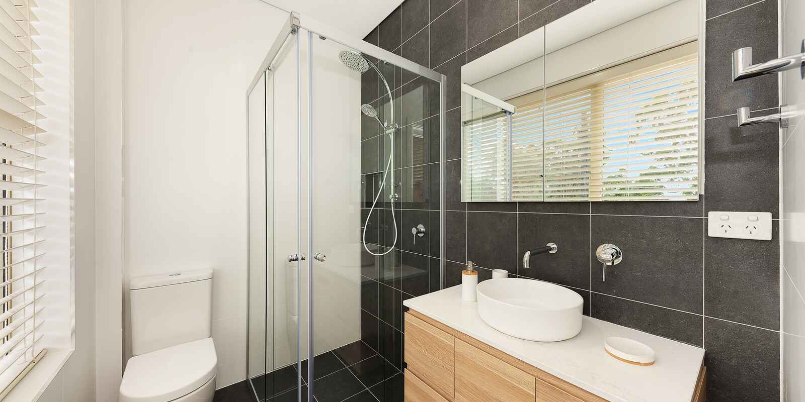 242  Edinburgh Road  Castlecrag