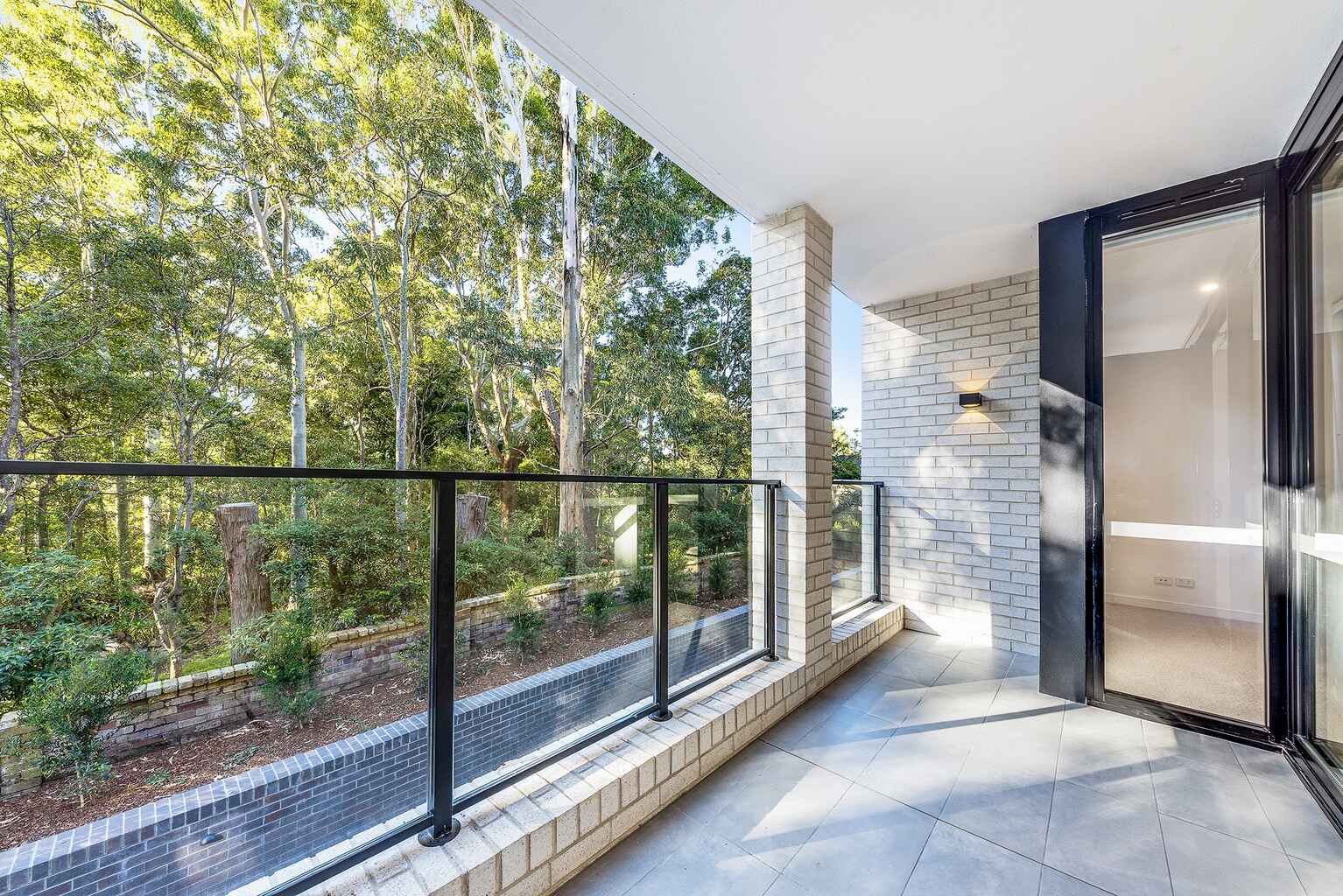 7/52 Eastern Valley Way Northbridge