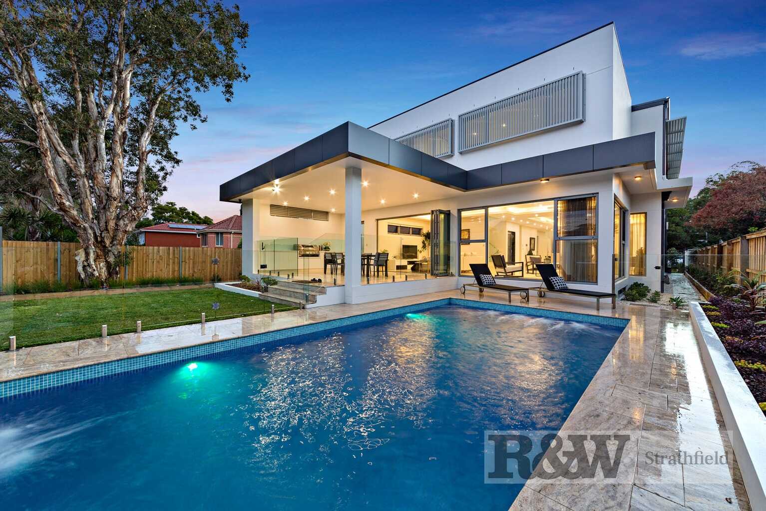10 CHALMERS ROAD Strathfield