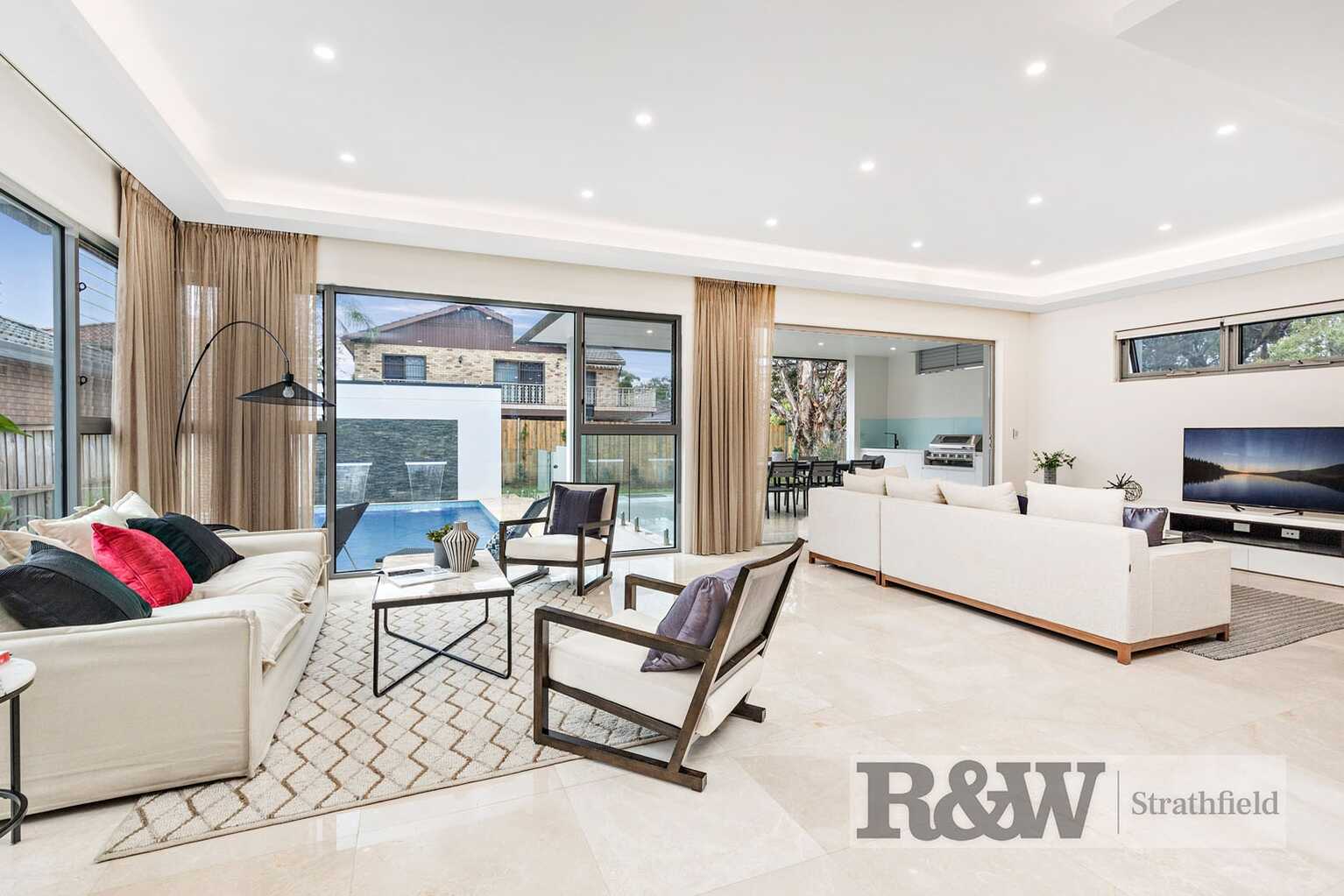 10 CHALMERS ROAD Strathfield