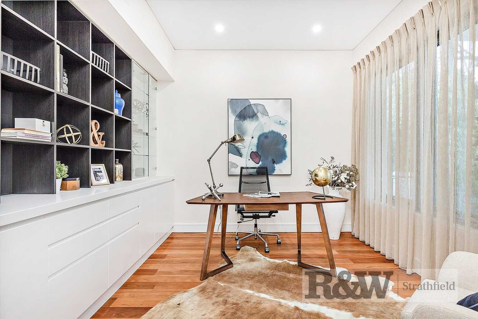 10 CHALMERS ROAD Strathfield