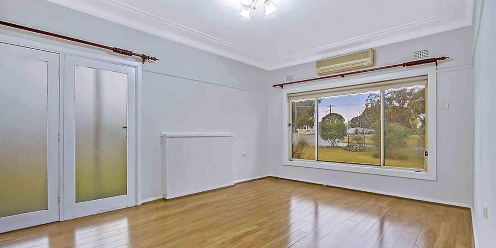 14 Doonside Road Doonside 14 Doonside Road Doonside