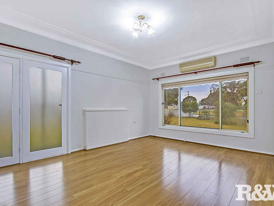 14 Doonside Road Doonside