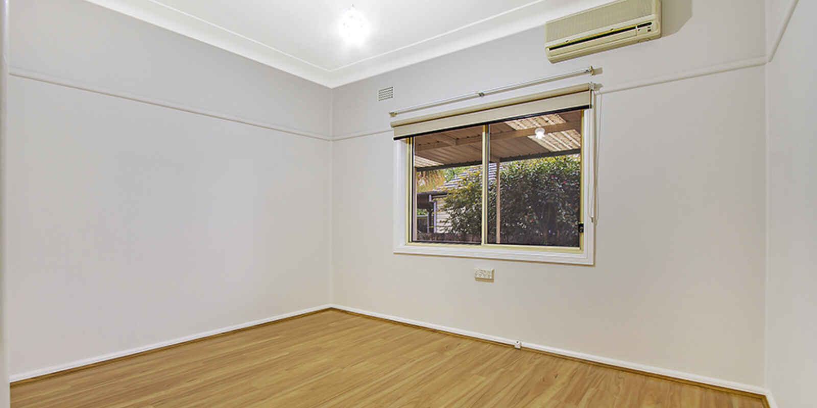 14 Doonside Road Doonside 14 Doonside Road Doonside