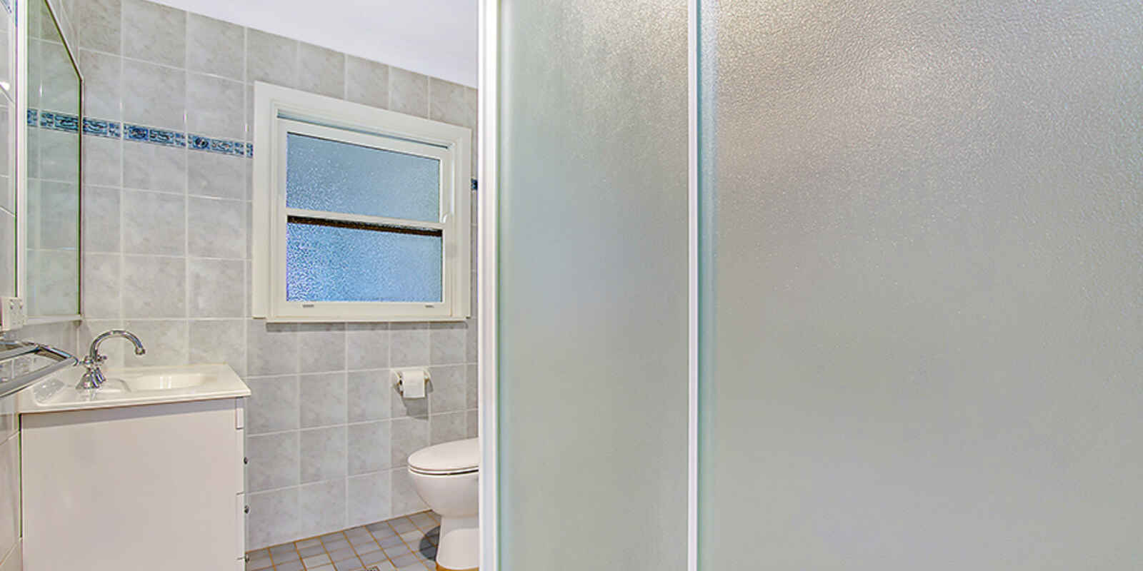 14 Doonside Road Doonside 14 Doonside Road Doonside