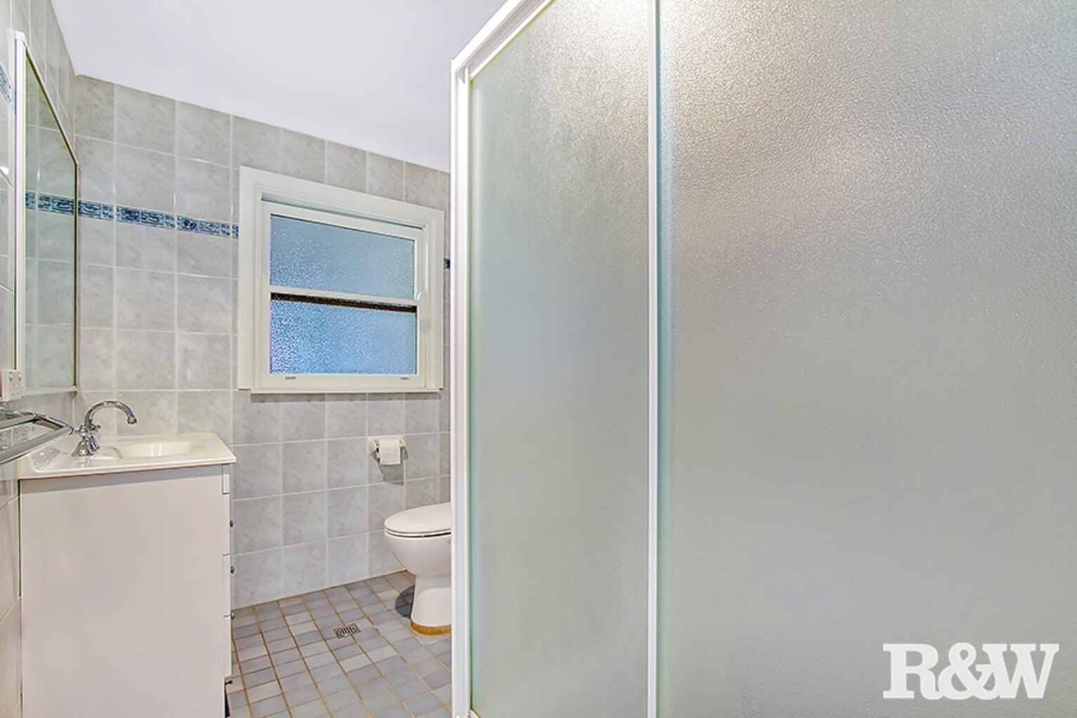 14 Doonside Road Doonside 14 Doonside Road Doonside