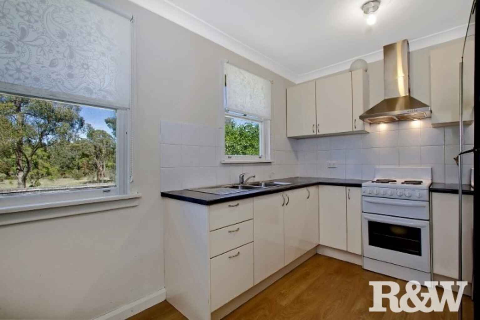 6 Ellsworth Drive Tregear 6 Ellsworth Drive Tregear