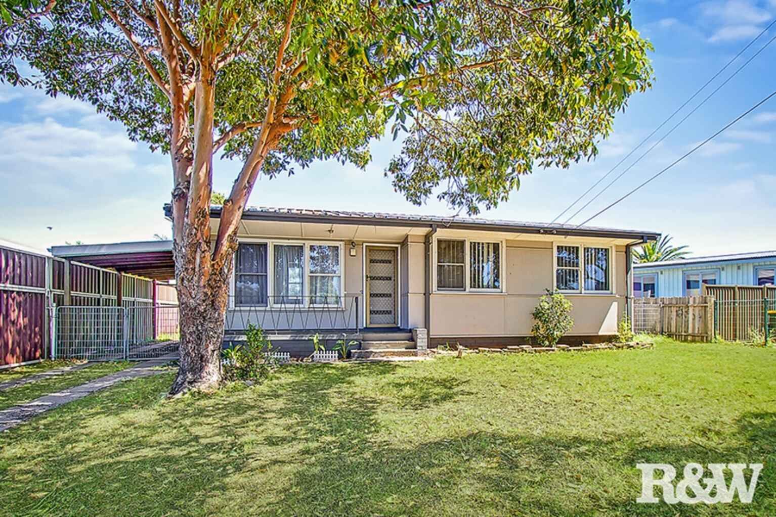 35 Emert Parade Emerton