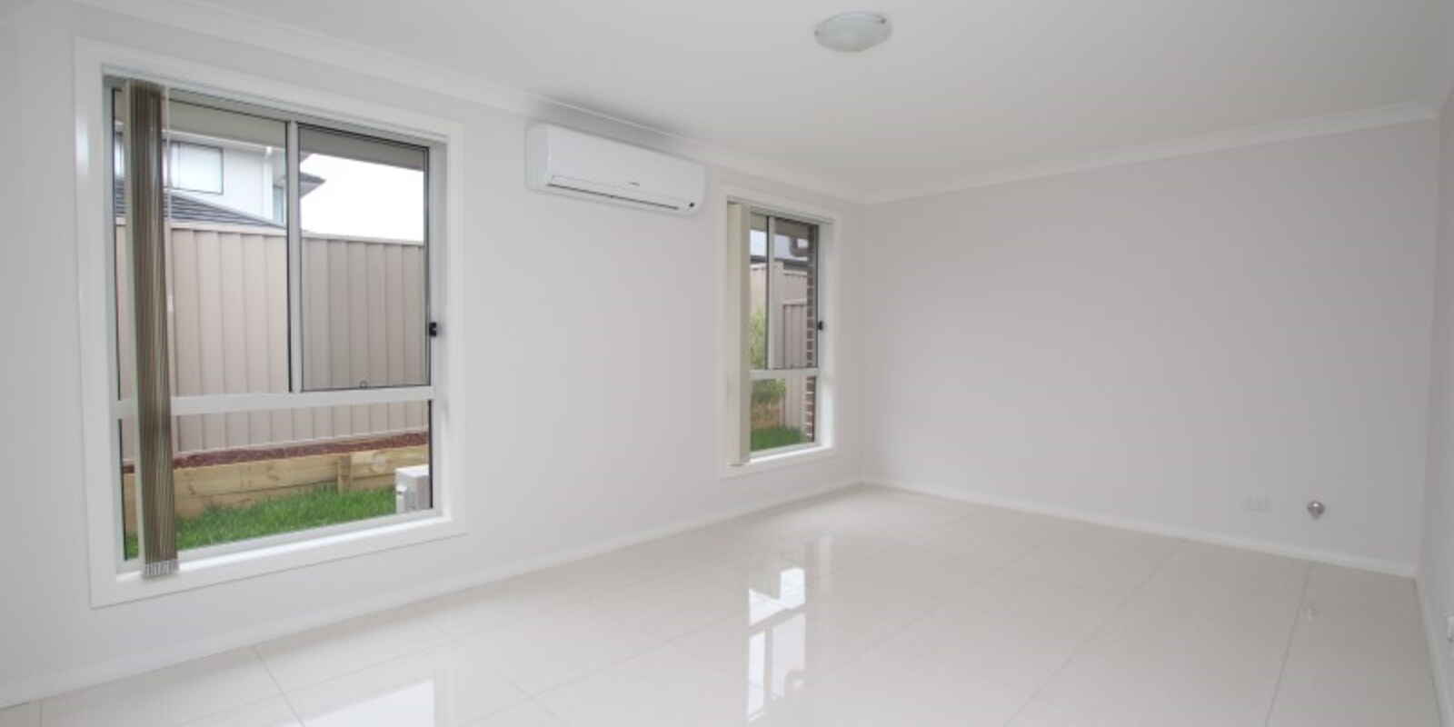 3A Binalong Road Jordan Springs 3A Binalong Road Jordan Springs