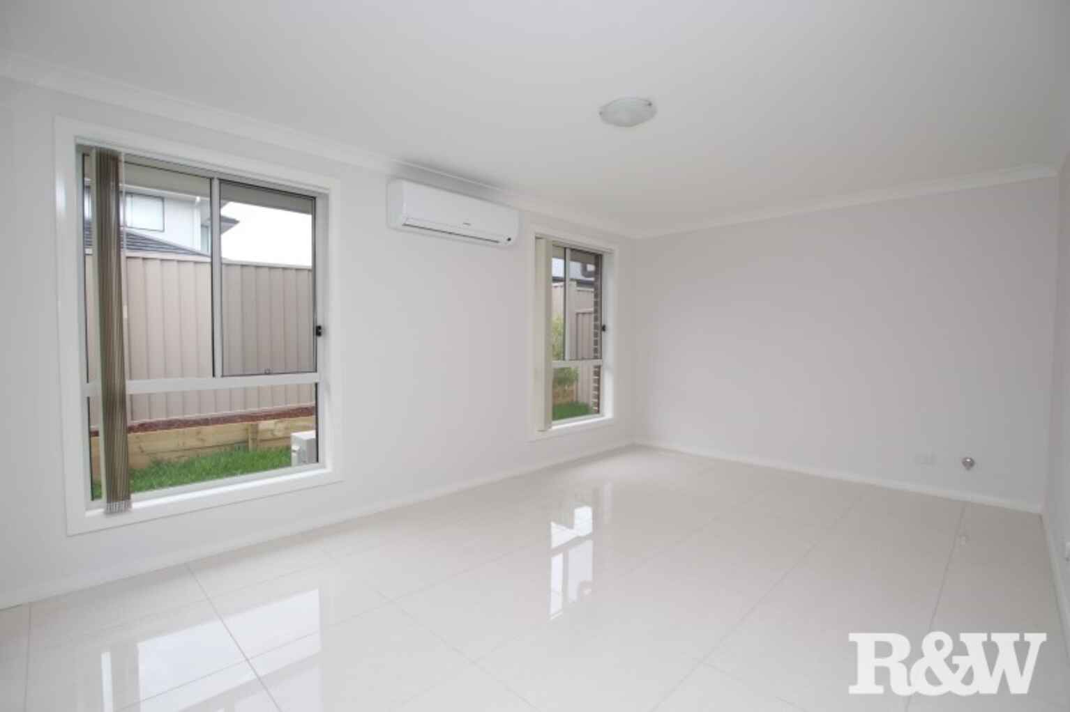 3A Binalong Road Jordan Springs