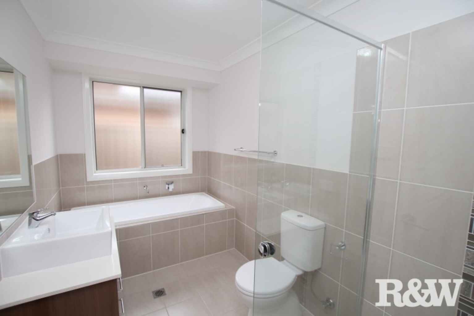 3A Binalong Road Jordan Springs