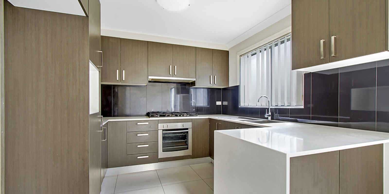 25/30 Australis Drive Ropes Crossing