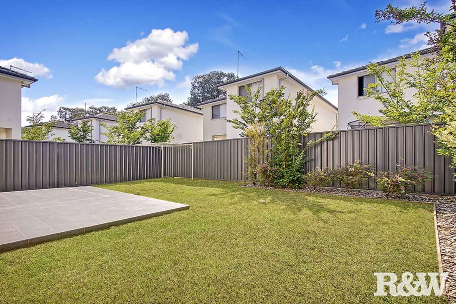 25/30 Australis Drive Ropes Crossing 25/30 Australis Drive Ropes Crossing