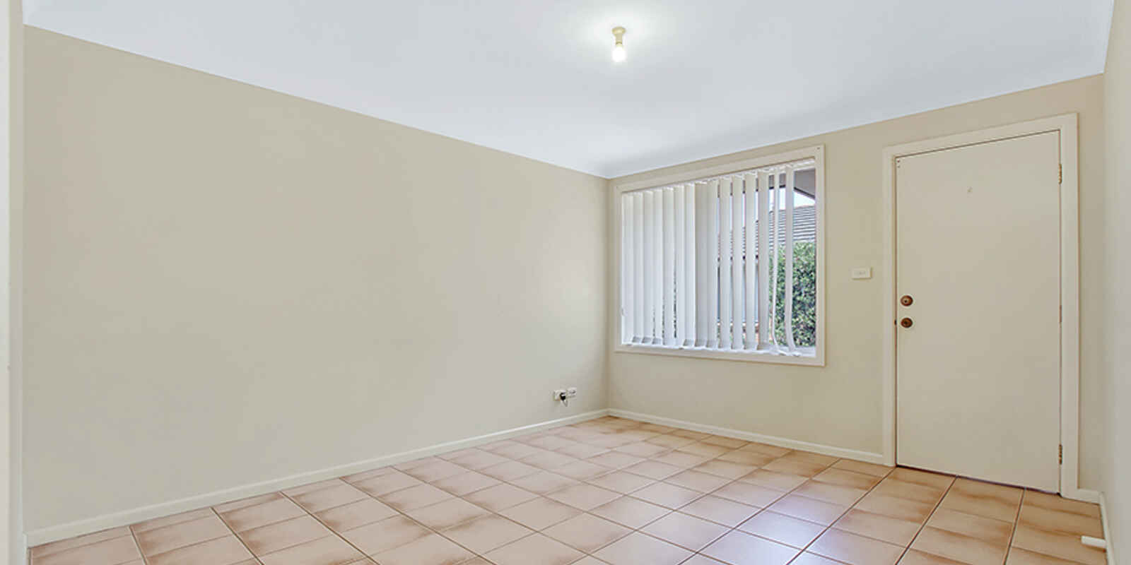 3/4 Brisbane Street Oxley Park
