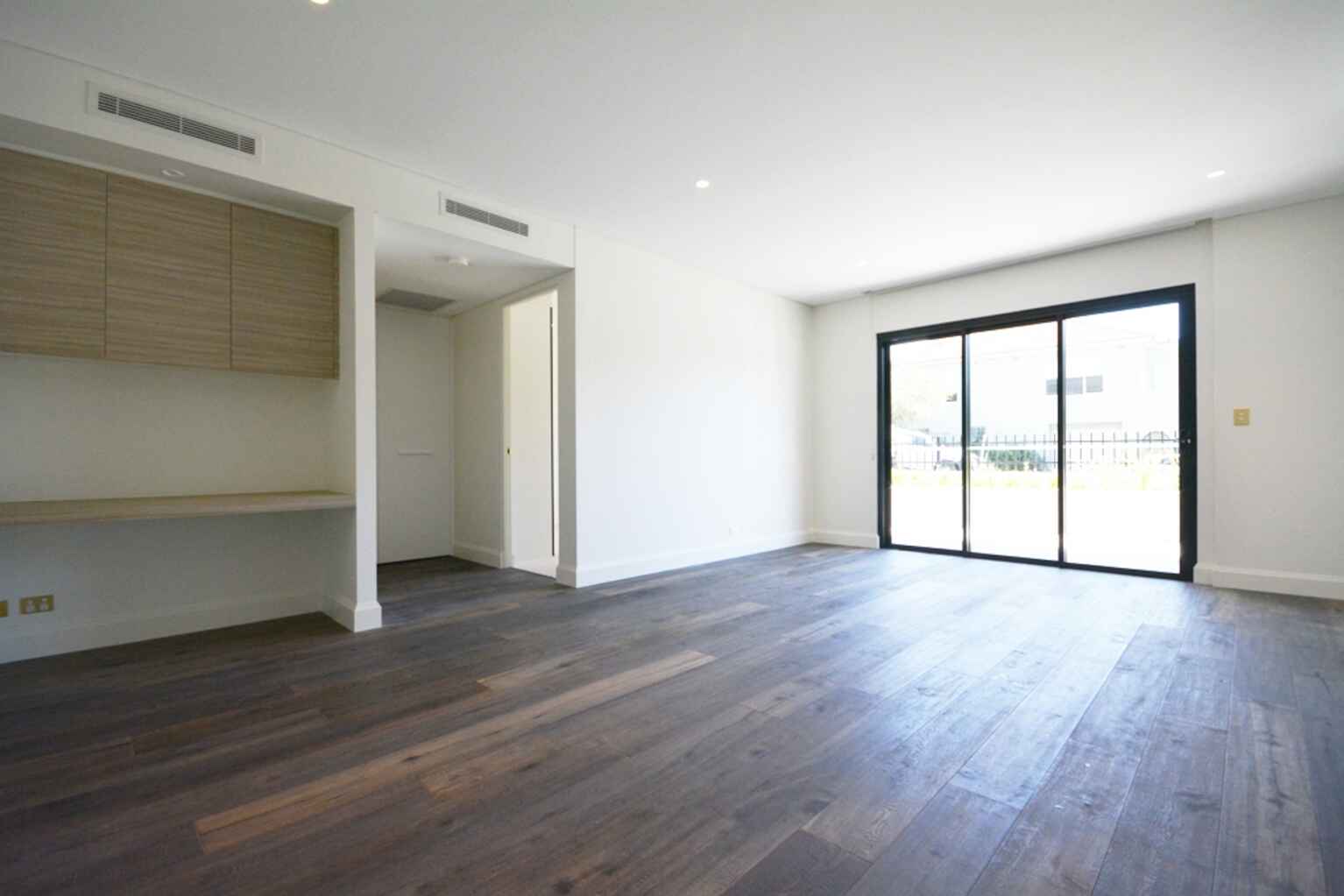 2/403 Old South Head Road North Bondi