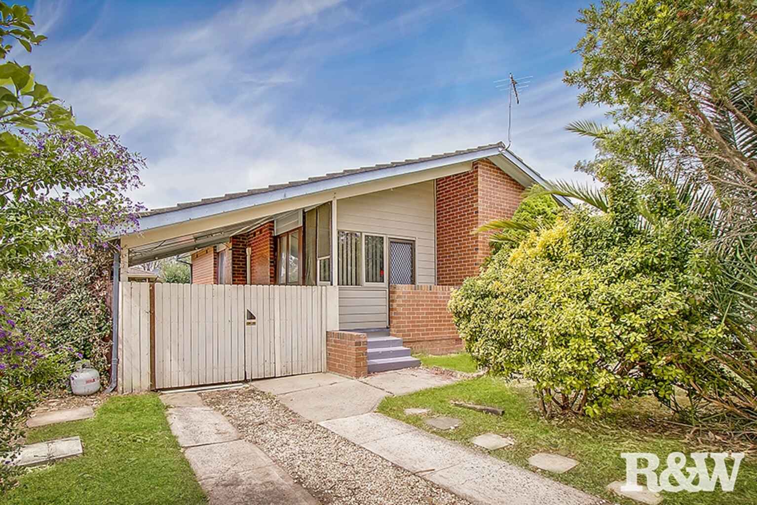 45 Capparis Circuit Bidwill 45 Capparis Circuit Bidwill