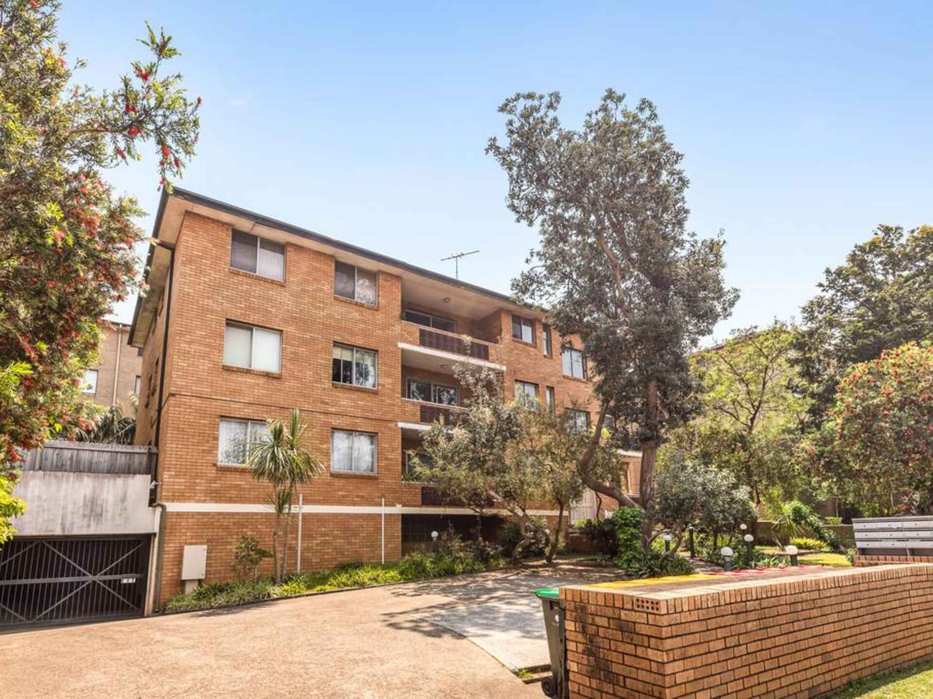 5/2-4 Lane Cove Road Ryde