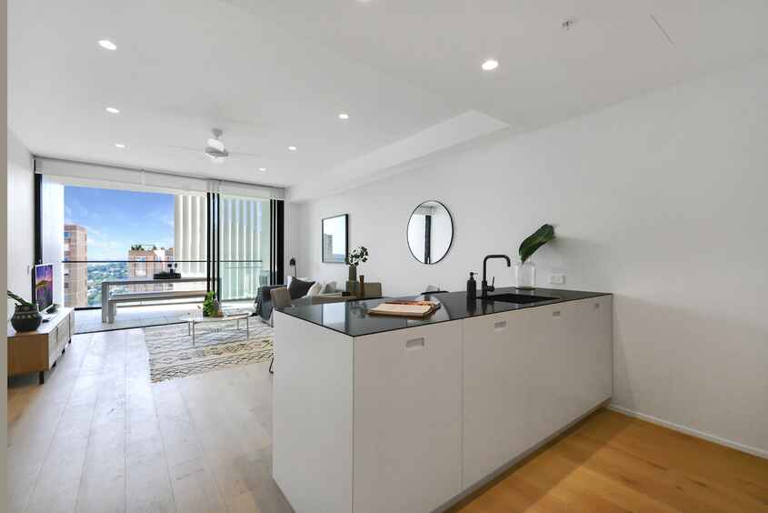 Apartment For Sale 1 Bed 32 42 Spring Street Bondi Junction