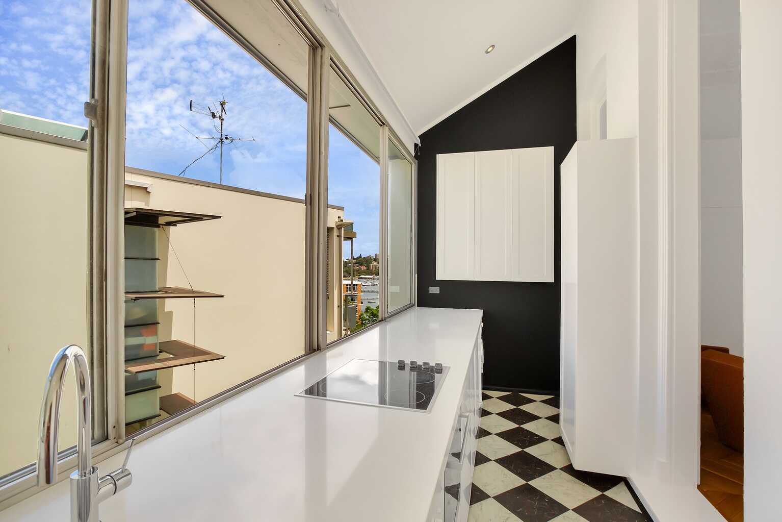 4/16-18 Wolseley Road Point Piper