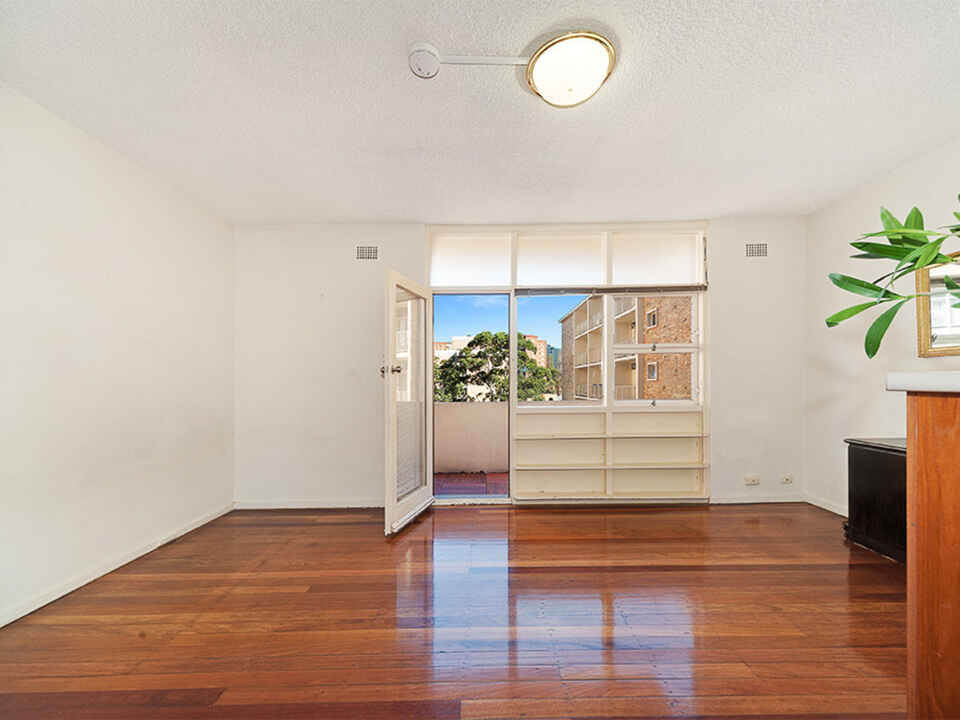 12/59 Whaling Road North Sydney