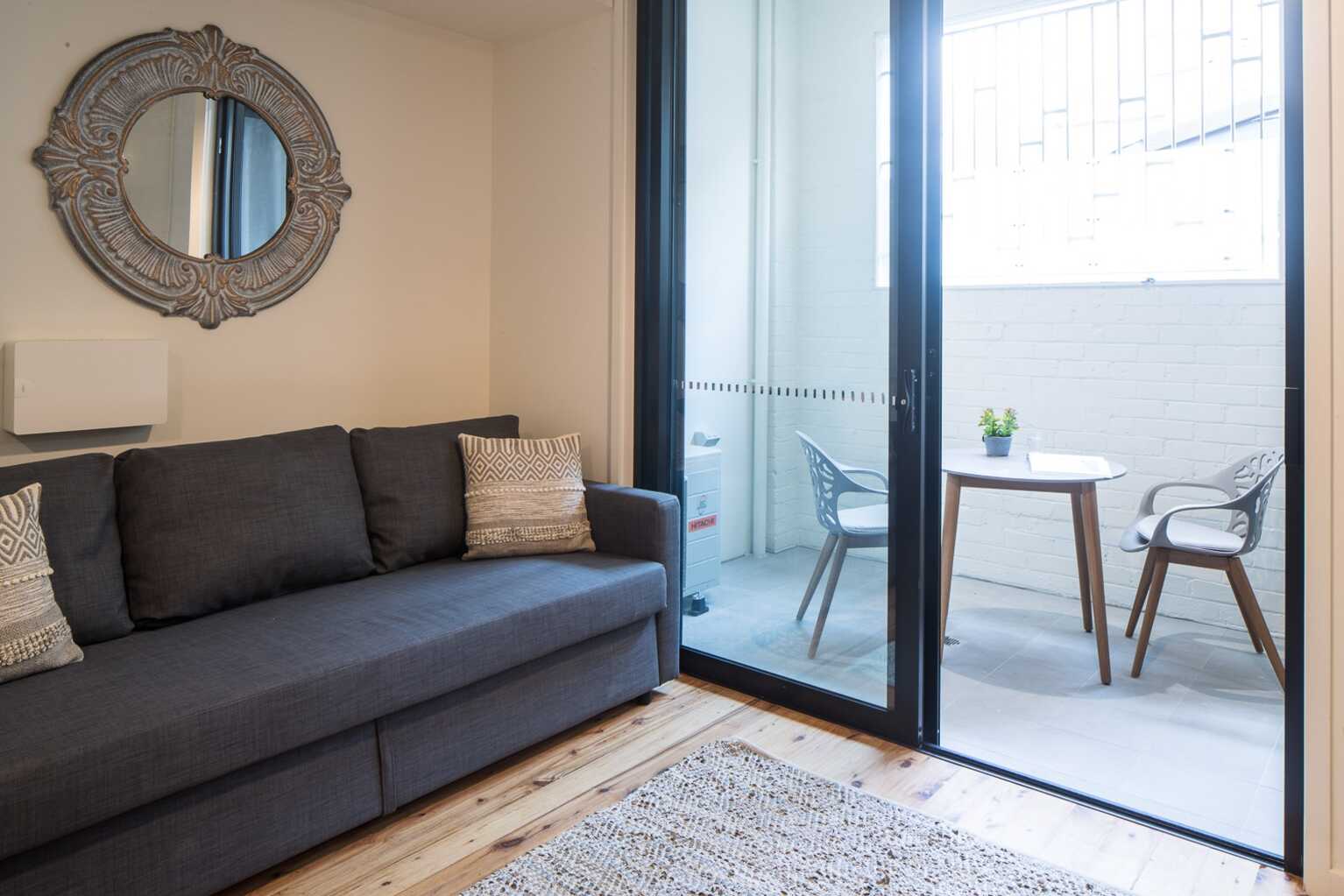 G05/29 Station St Newtown G05/29 Station St Newtown