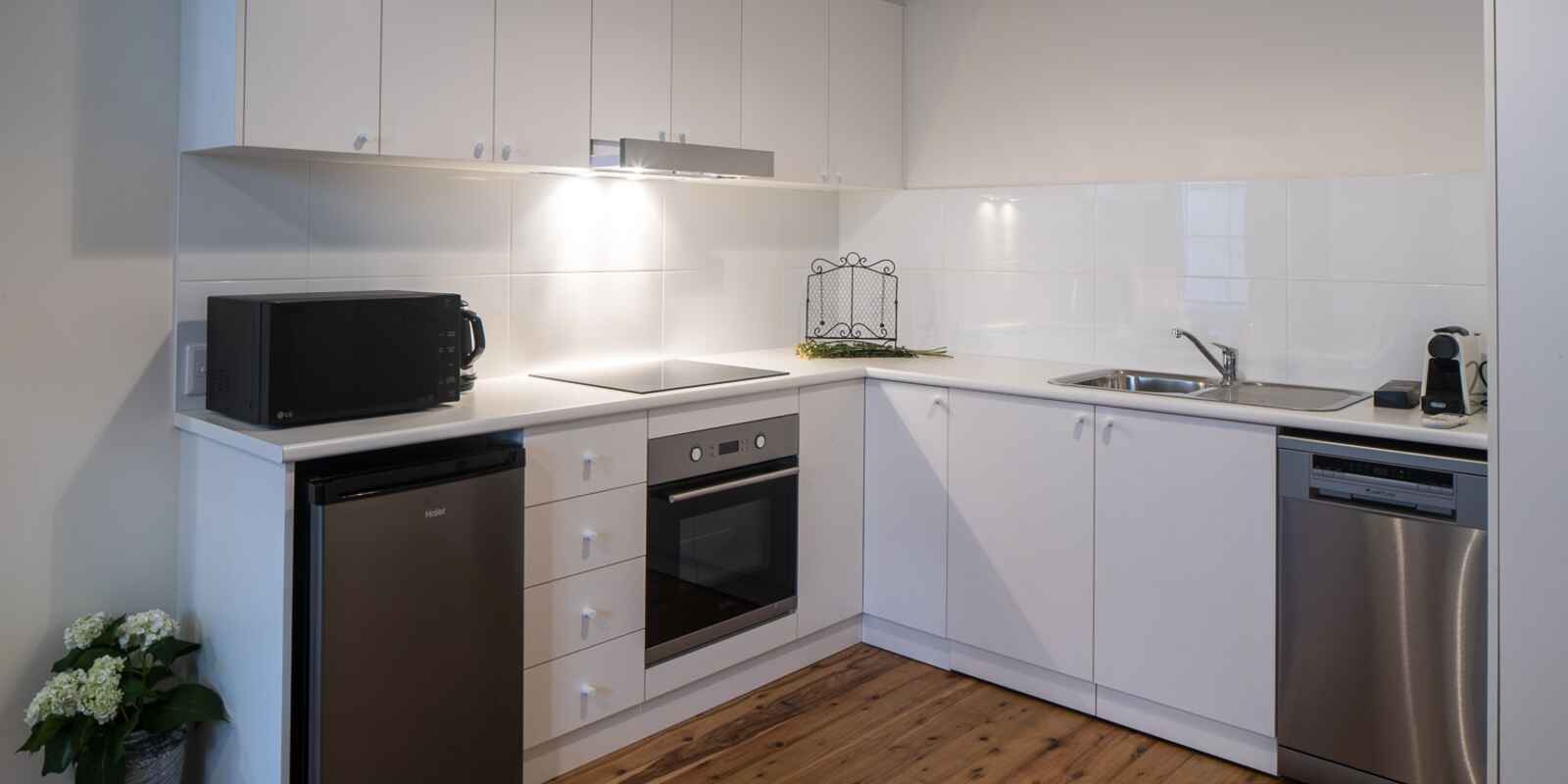 G05/29 Station St Newtown G05/29 Station St Newtown