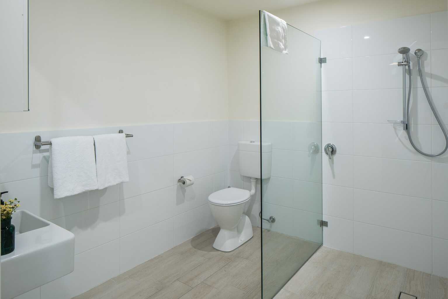 G05/29 Station St Newtown G05/29 Station St Newtown