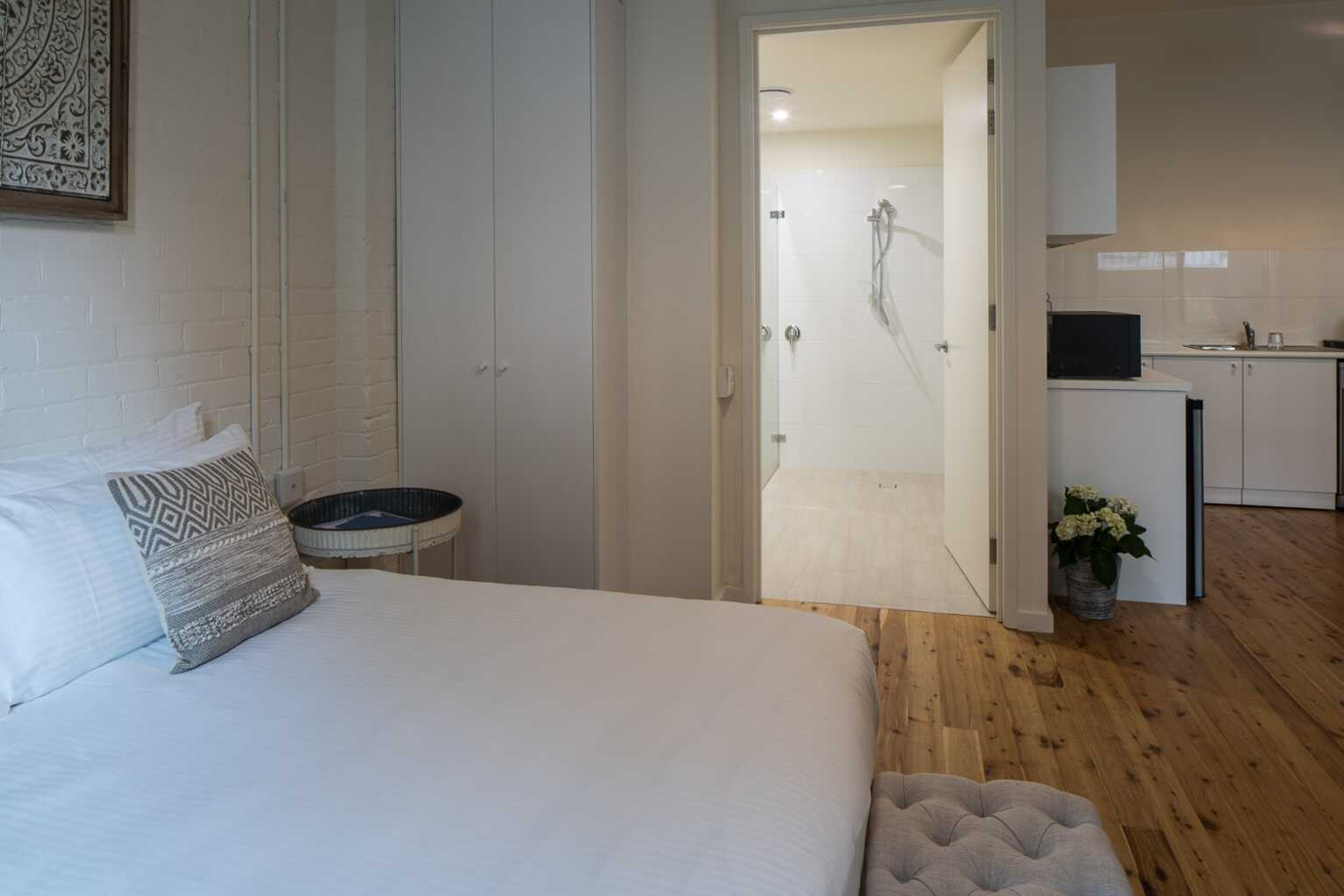 G05/29 Station St Newtown G05/29 Station St Newtown