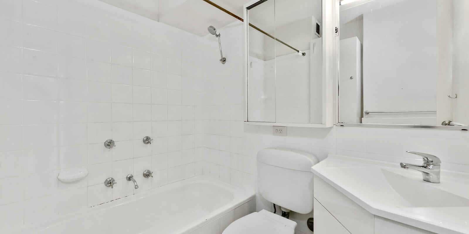 1/41-49 Roslyn Gardens Elizabeth Bay 1/41-49 Roslyn Gardens Elizabeth Bay