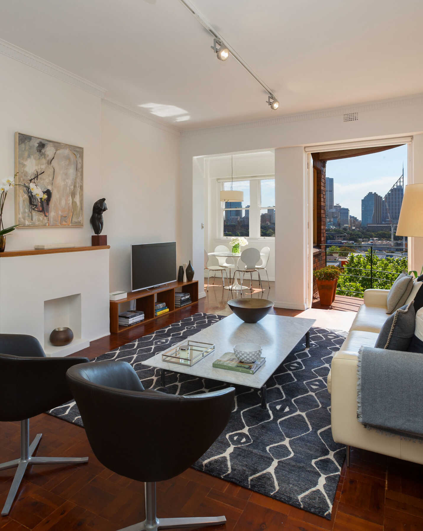 801/12 Macleay Street Potts Point, Point - Image 1