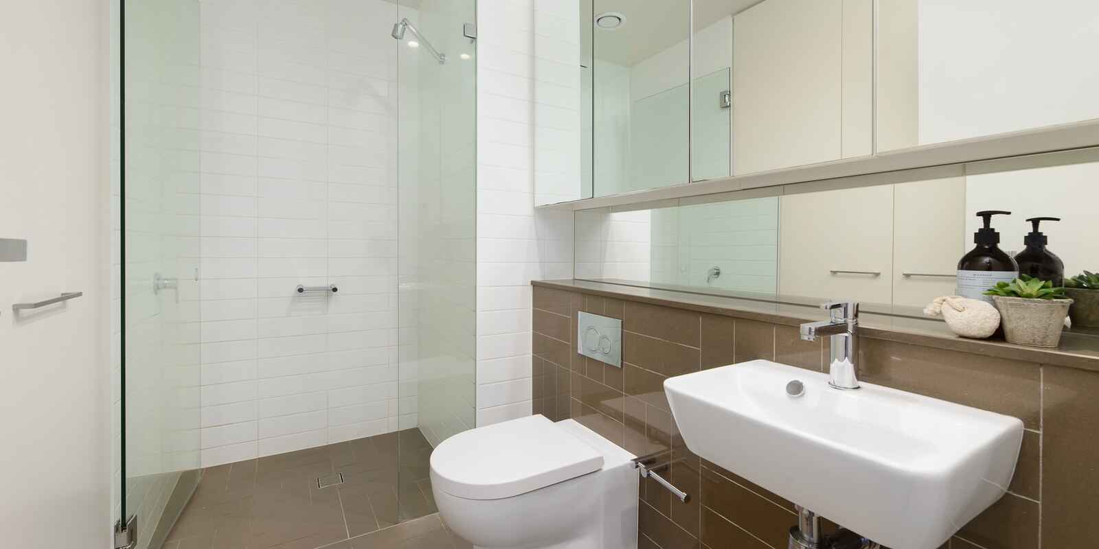   1406/138  Walker Street North Sydney