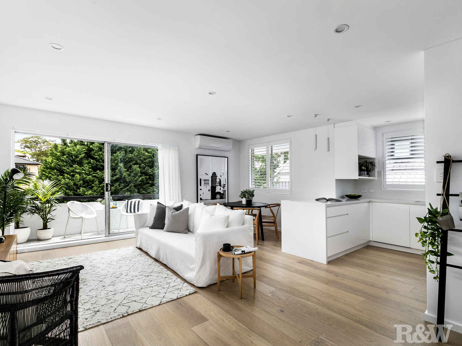 12/71 Penkivil Street Bondi