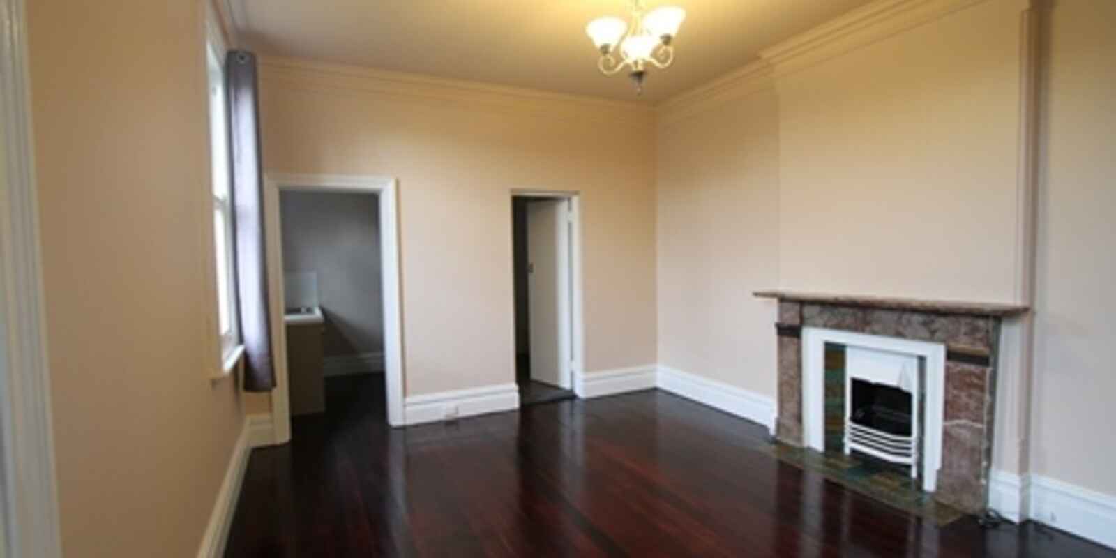 1/1 EDGEWARE ROAD Enmore