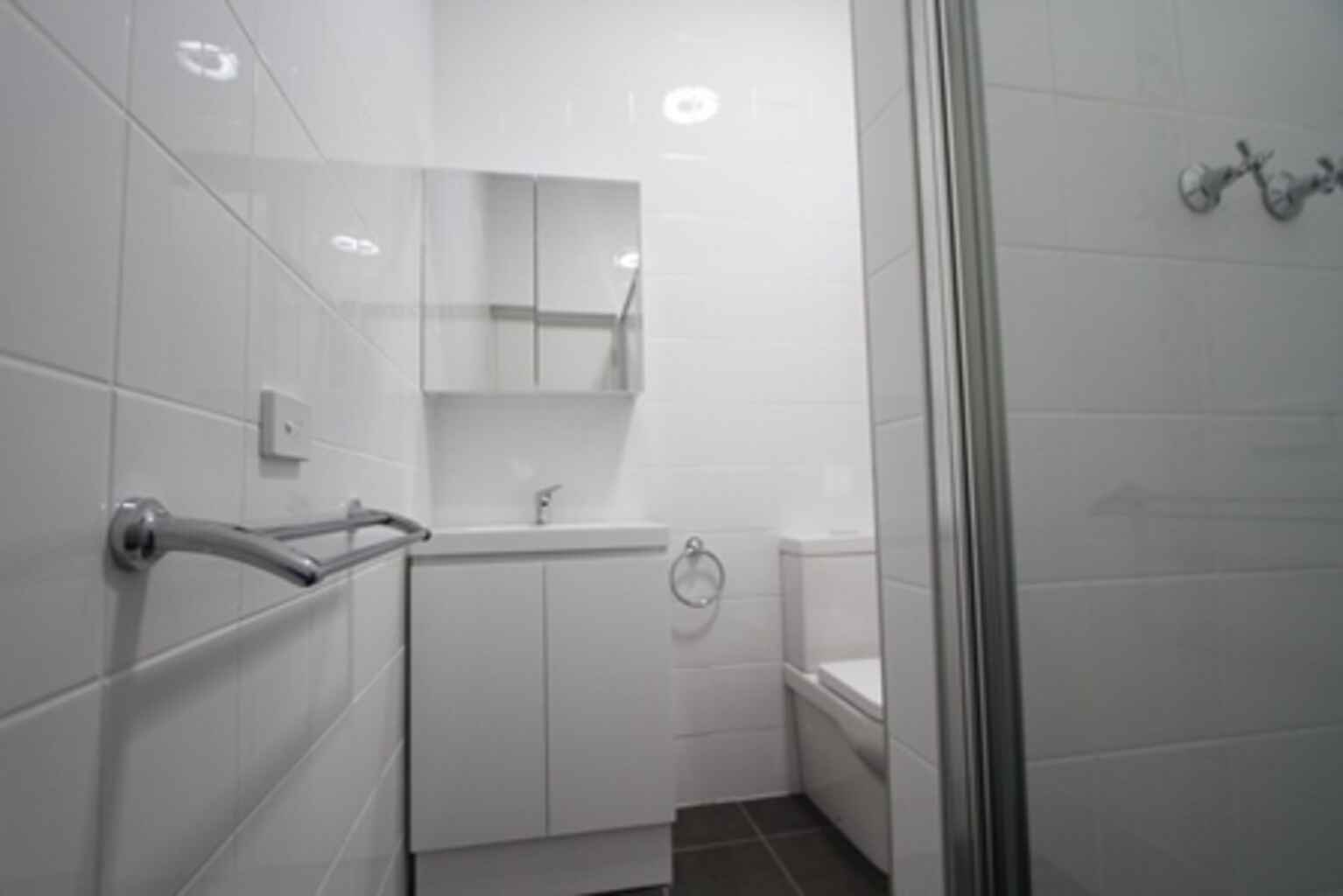 1/1 EDGEWARE ROAD Enmore