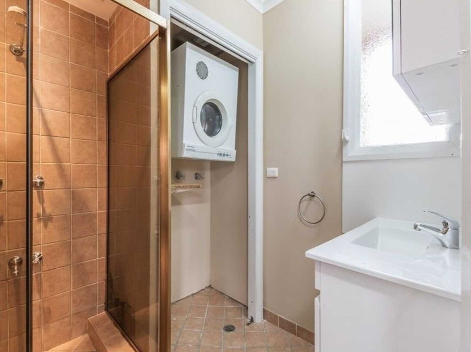 13/16 Military Road North Bondi