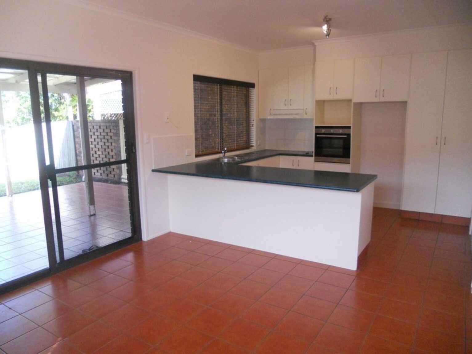 2/14 Jasmin Drive Bongaree