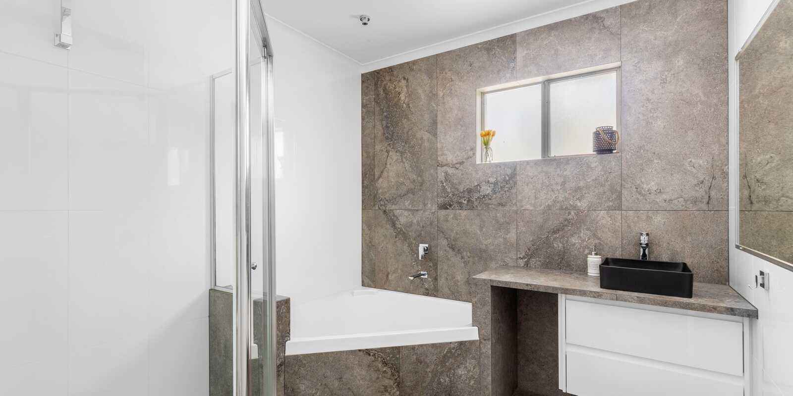 215-219 Fairhill Road Ninderry