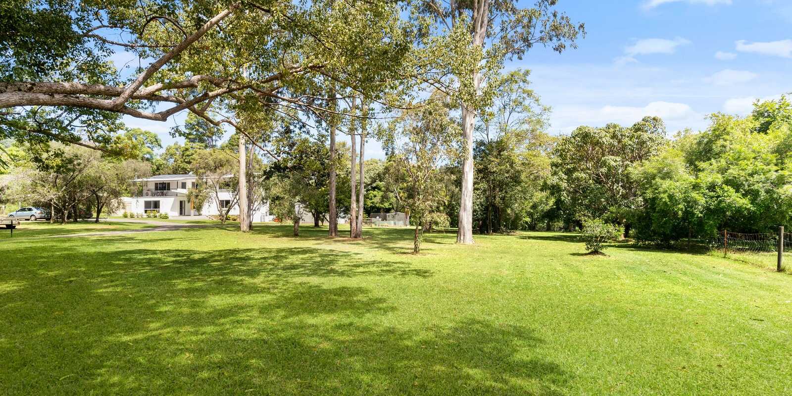 215-219 Fairhill Road Ninderry