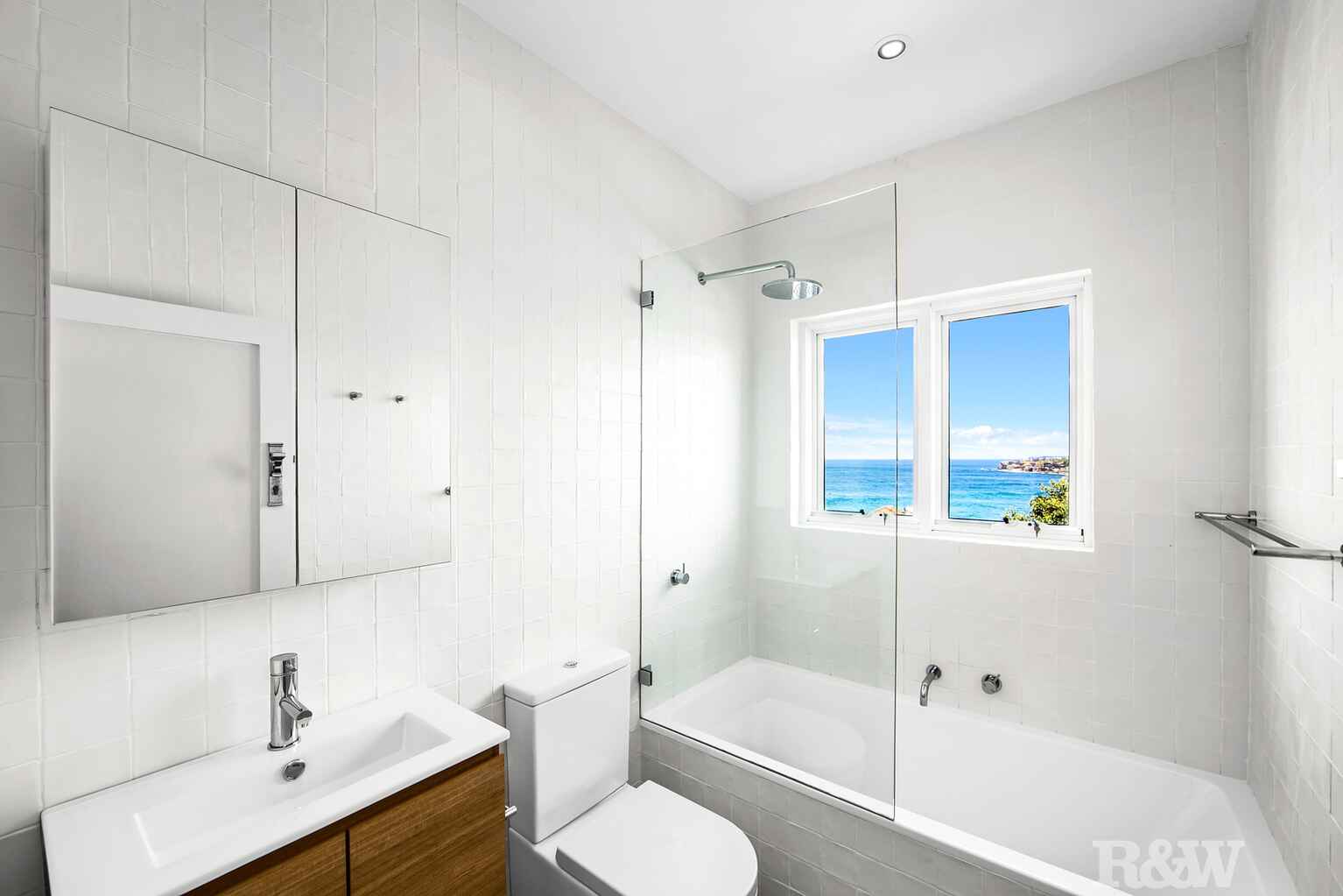 4/17 Alexander Street Tamarama