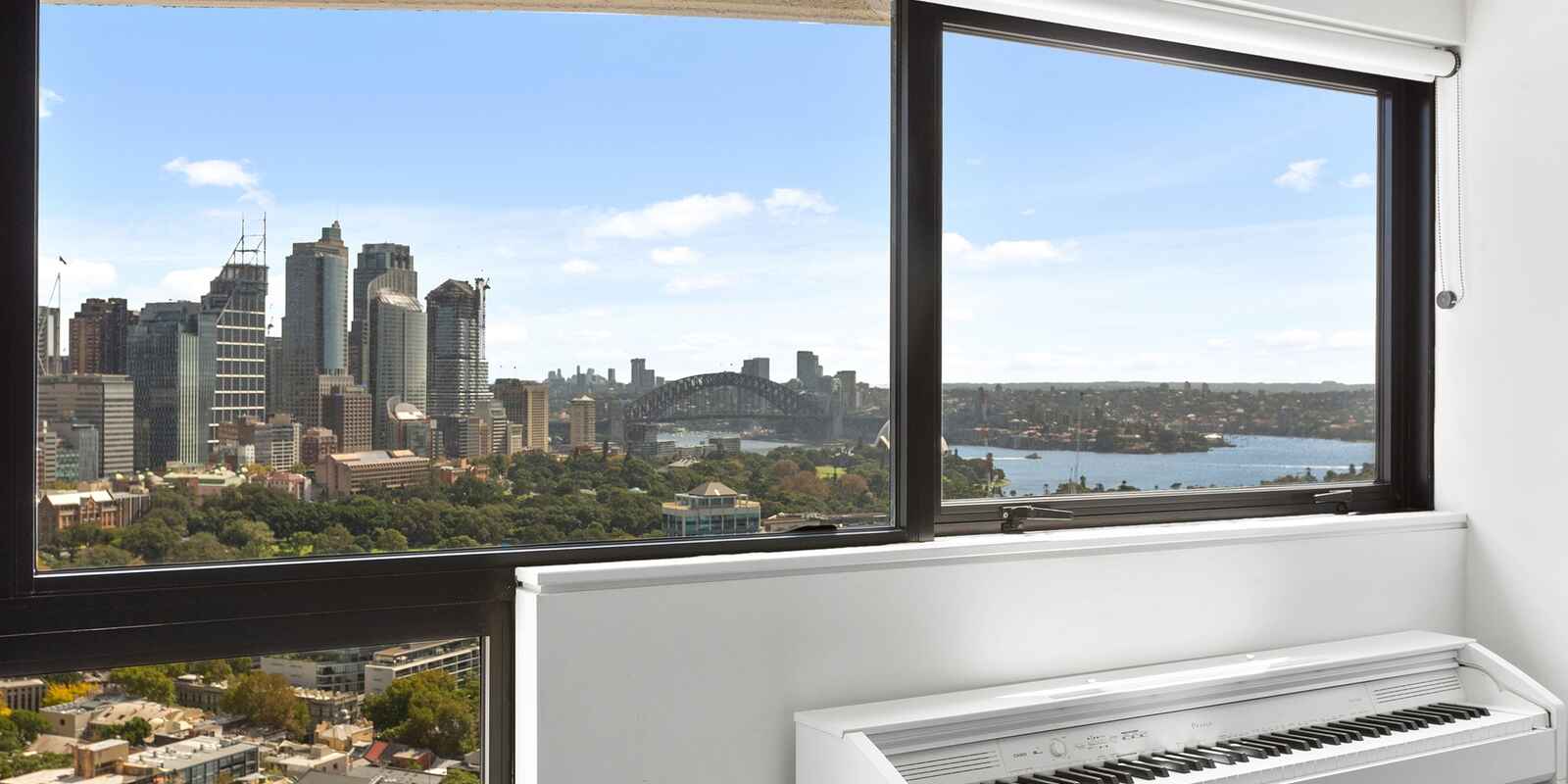 2302/184 Forbes Street Darlinghurst