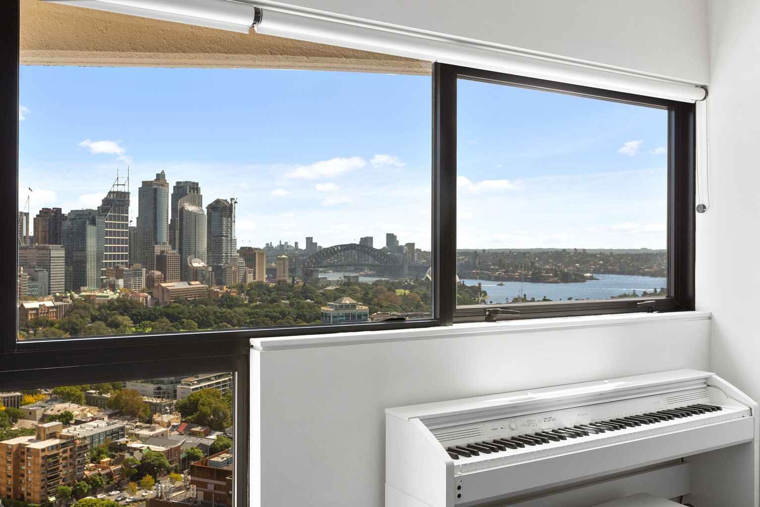 2302/184 Forbes Street Darlinghurst