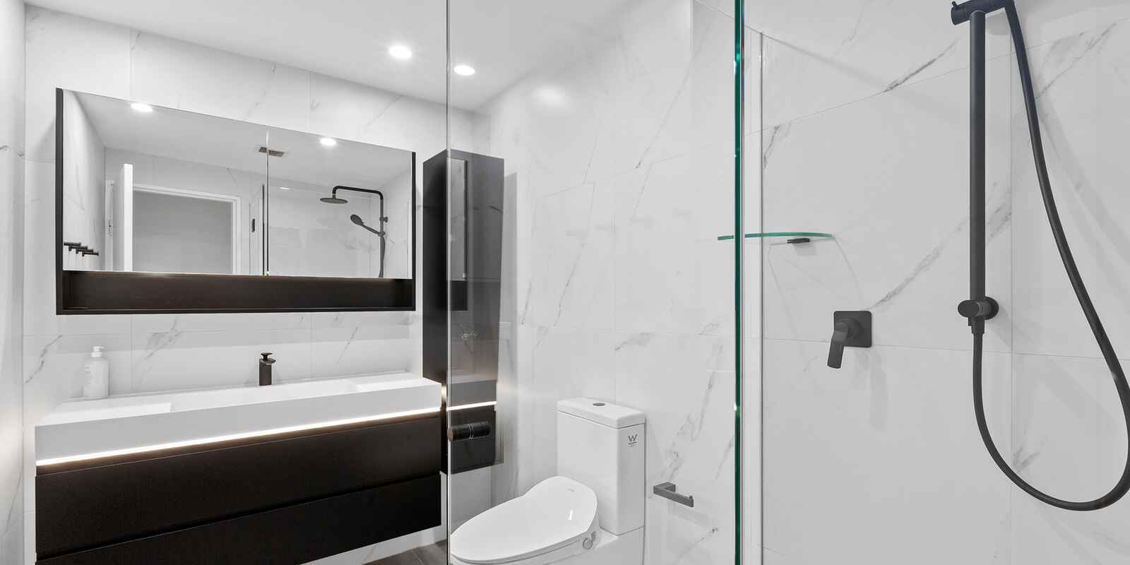 2302/184 Forbes Street Darlinghurst