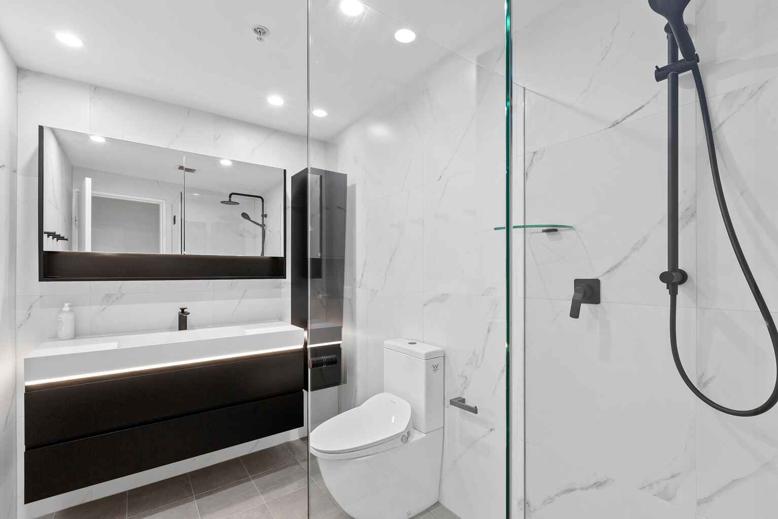 2302/184 Forbes Street Darlinghurst