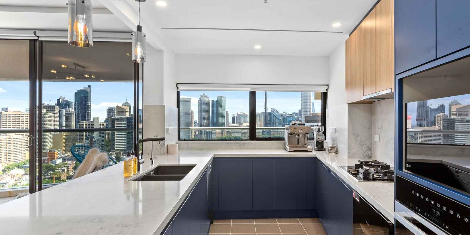 2302/184 Forbes Street Darlinghurst