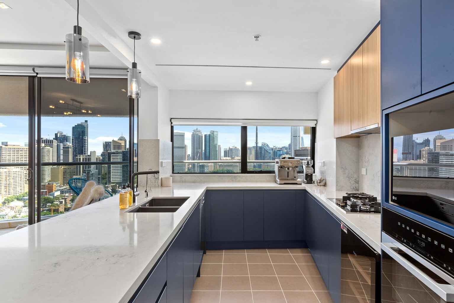 2302/184 Forbes Street Darlinghurst