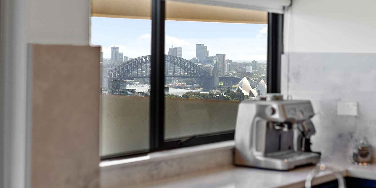 2302/184 Forbes Street Darlinghurst