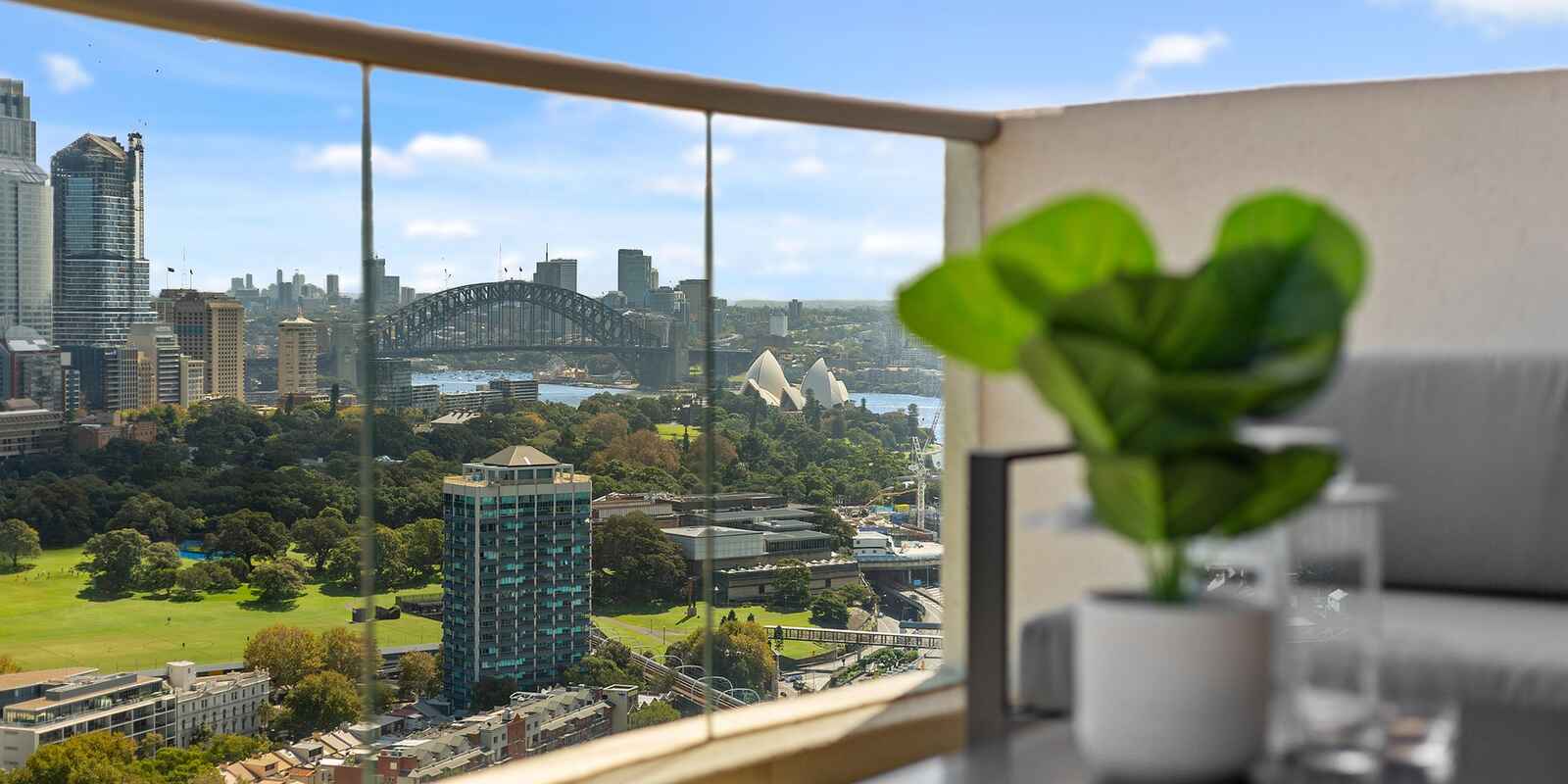 2302/184 Forbes Street Darlinghurst