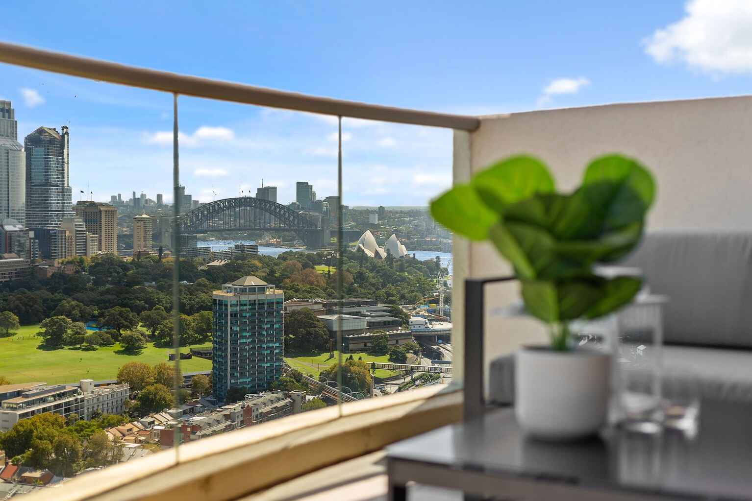 2302/184 Forbes Street Darlinghurst