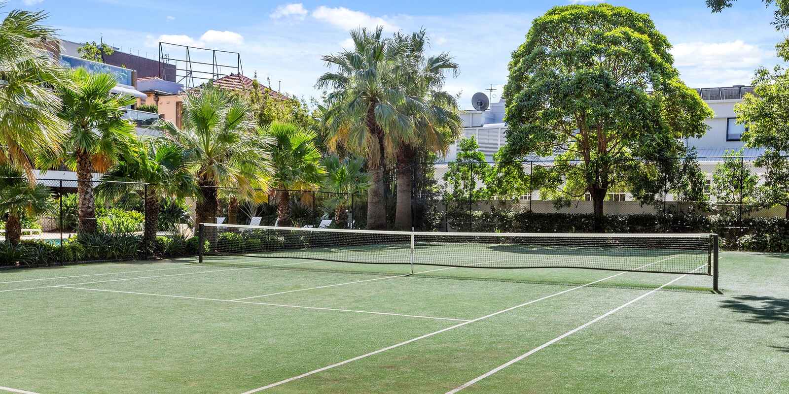 2302/184 Forbes Street Darlinghurst