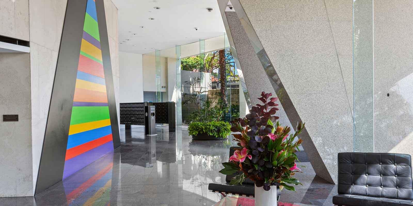 2302/184 Forbes Street Darlinghurst